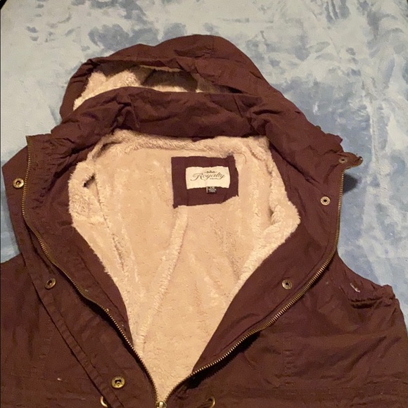 Fall Vest - Picture 2 of 3